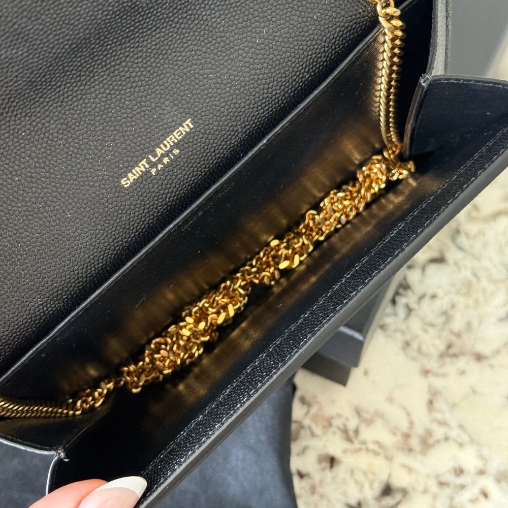 Yves Saint Laurent Uptown Wallet On Chain - Picture 5 of 7